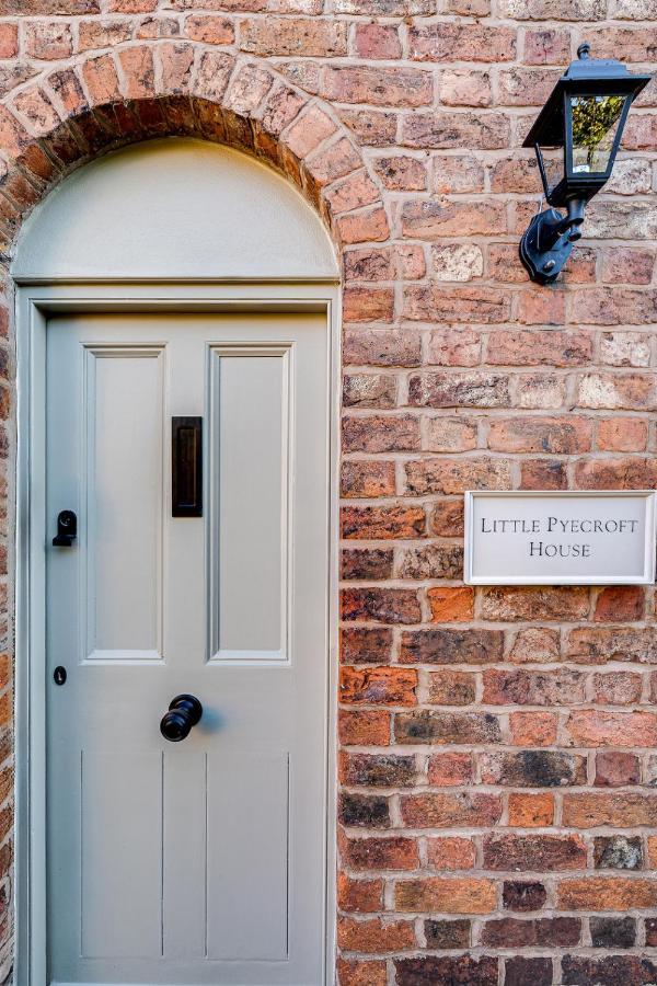 *New* Little Pyecroft House, Chester Kültér fotó